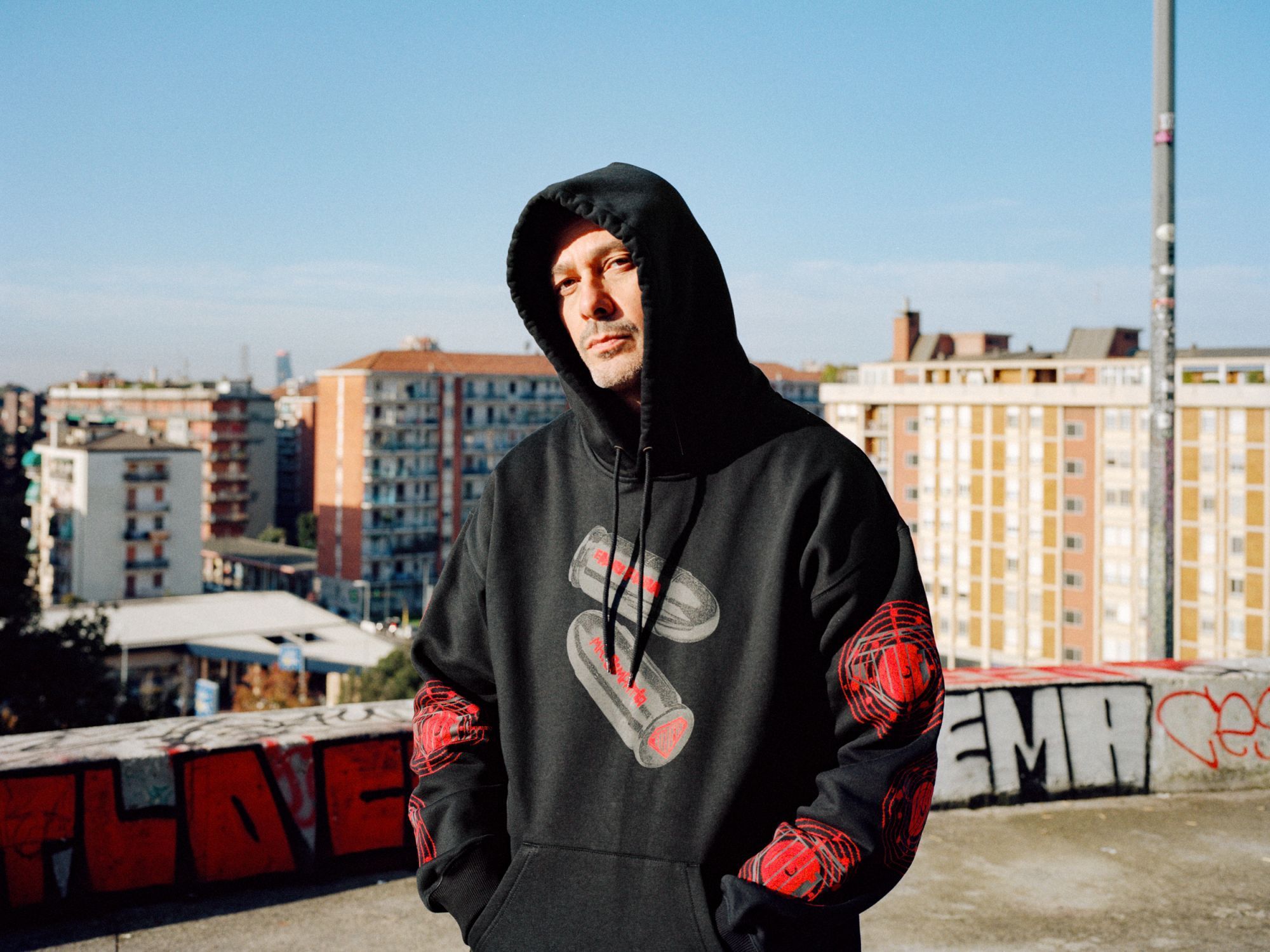 IUTER x Fabri Fibra: "Mr Simpatia"