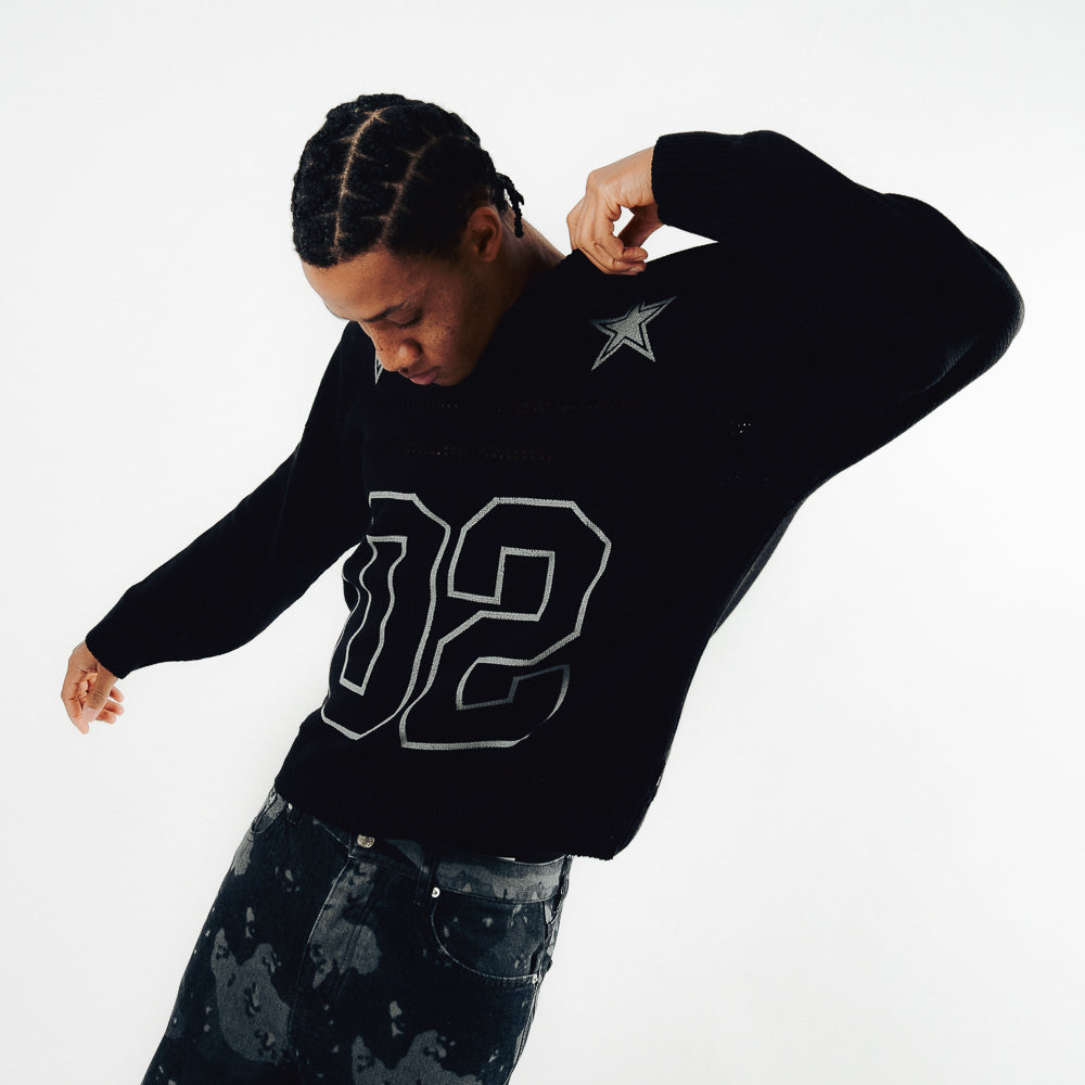 STARS FOOTBALL SWEATER BLACK