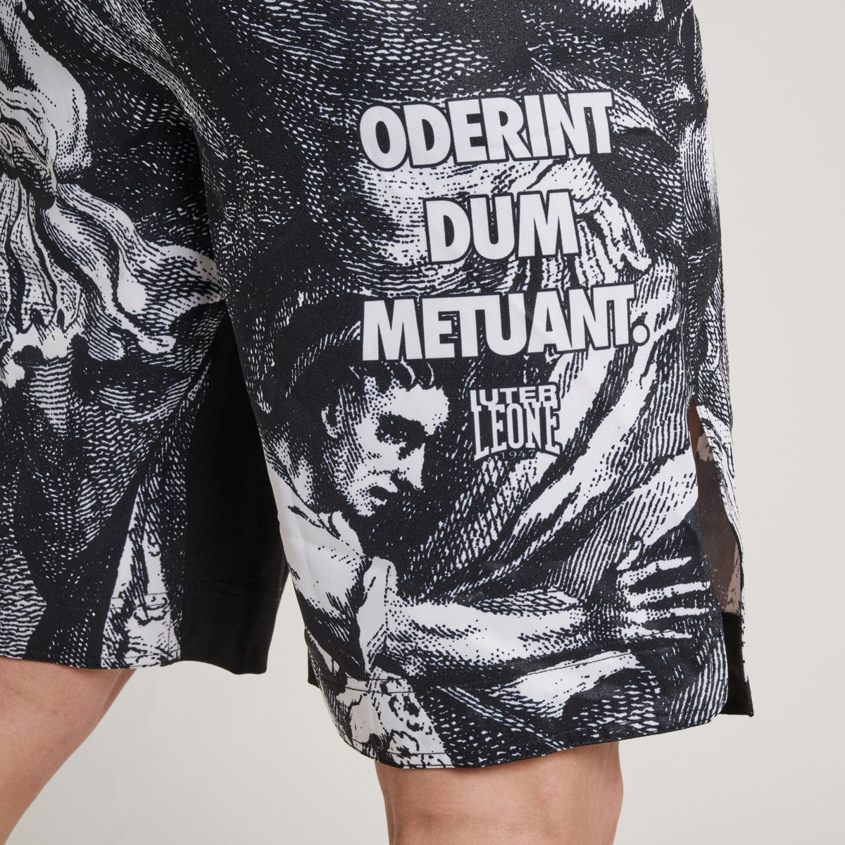 LEONE X IUTER  MMA  BARBEDWIRED SHORTS BLACK