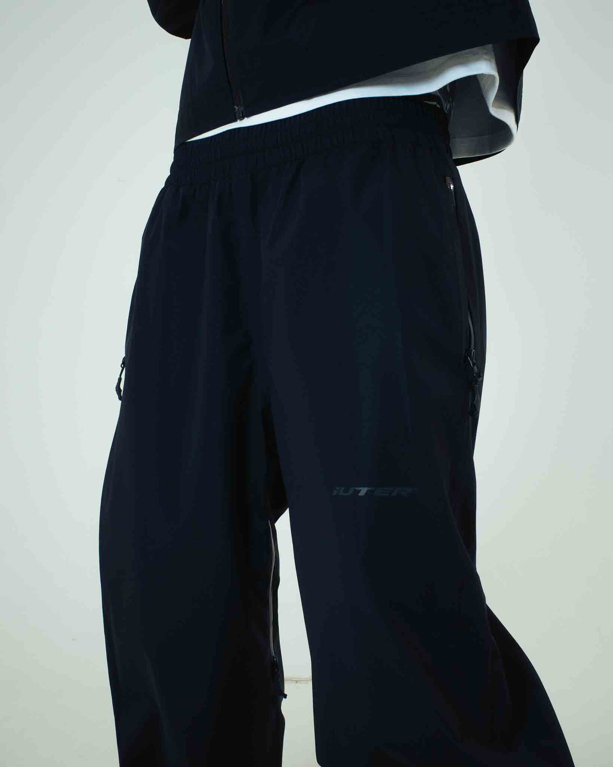 ARMOR TAPED PANTS BLACK