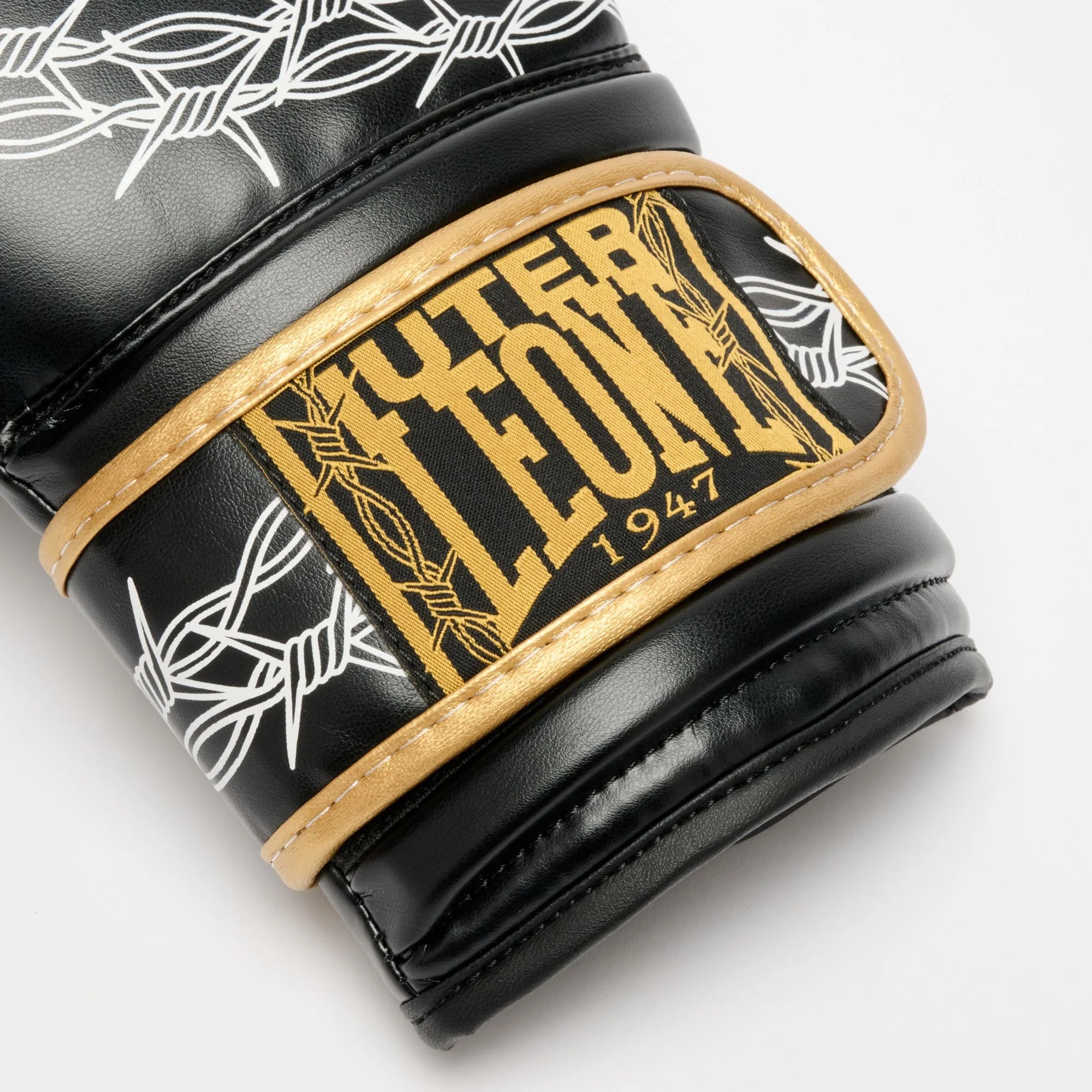 LEONE X IUTER BOXING GLOVES BARBEDWIRED BLACK