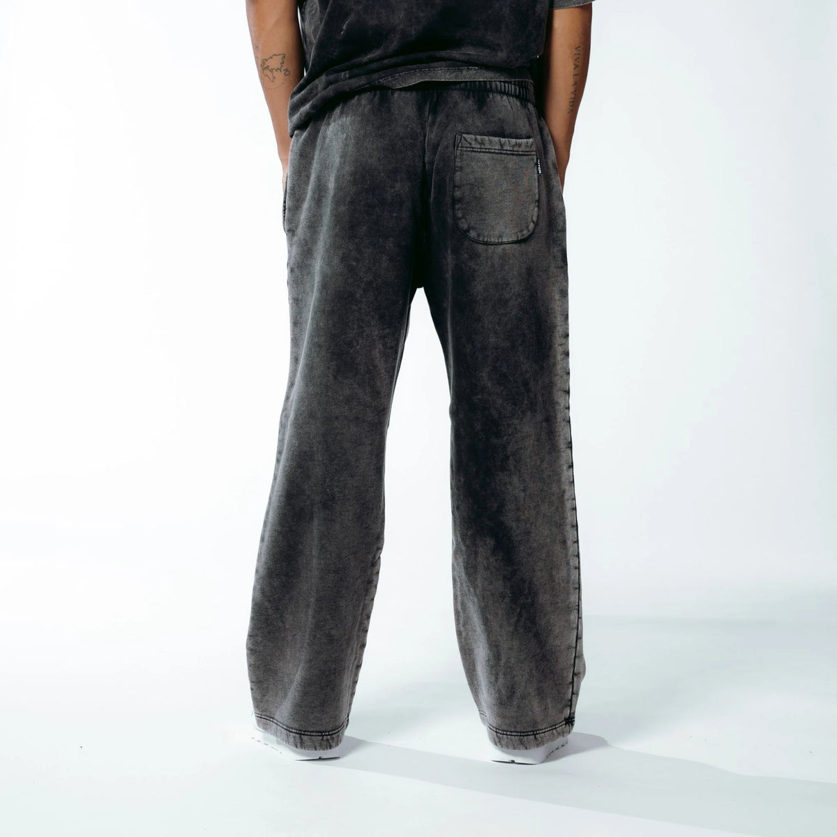 TRIBAL MARBLE WIDE LEG SWEATPANTS MARBLE BLACK