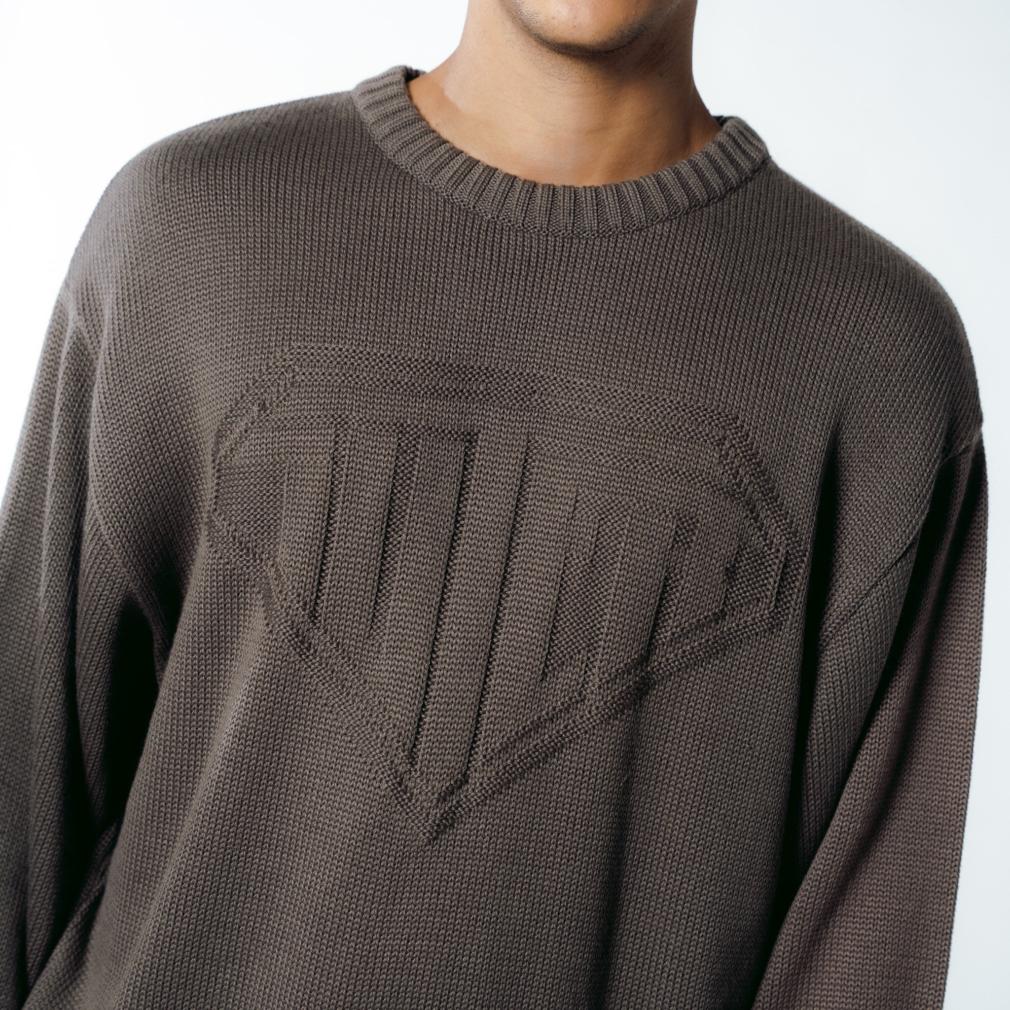 LINKS LOGO KNIT SWEATER BROWN
