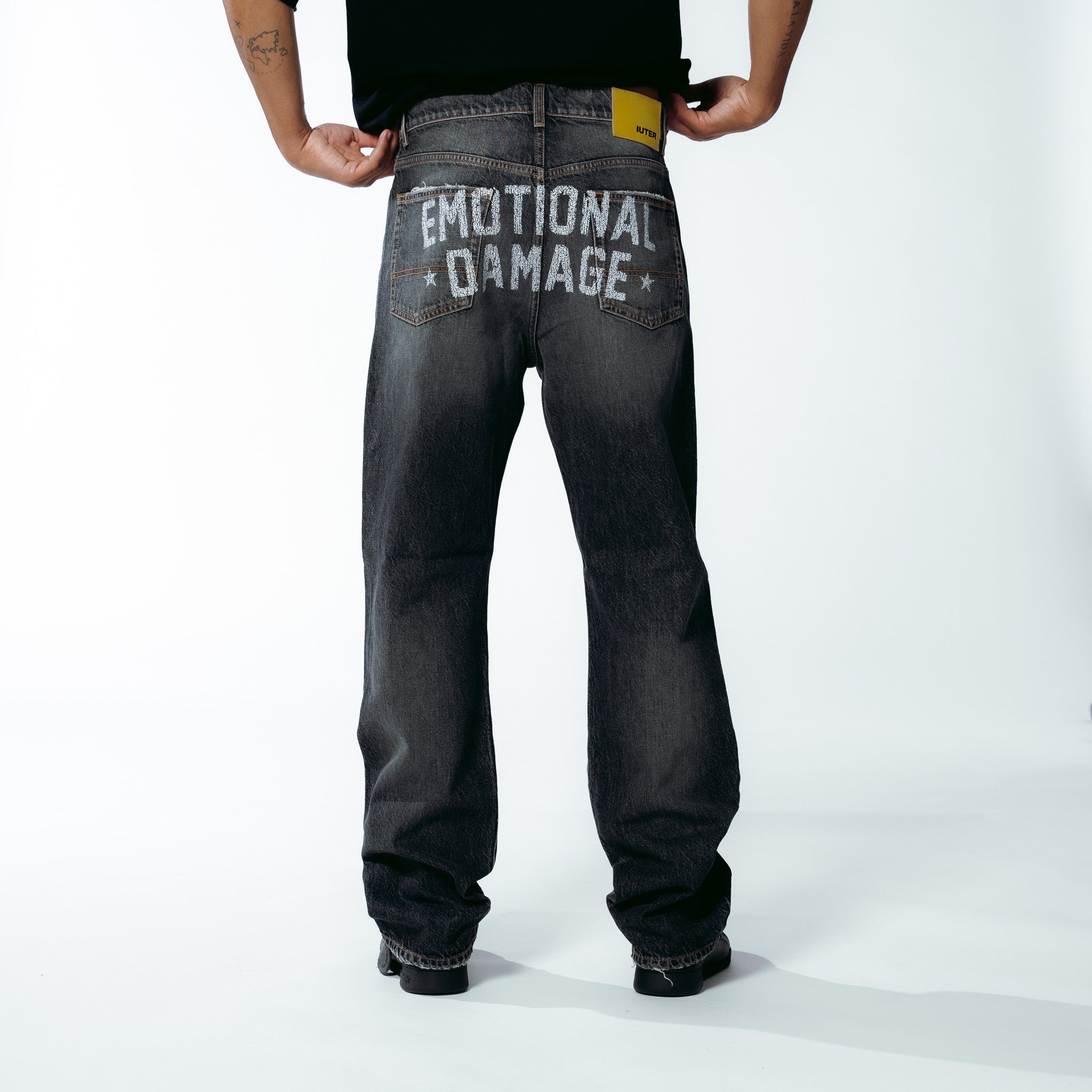 DAMAGE LOOSE DENIM PANTS CHARCOAL
