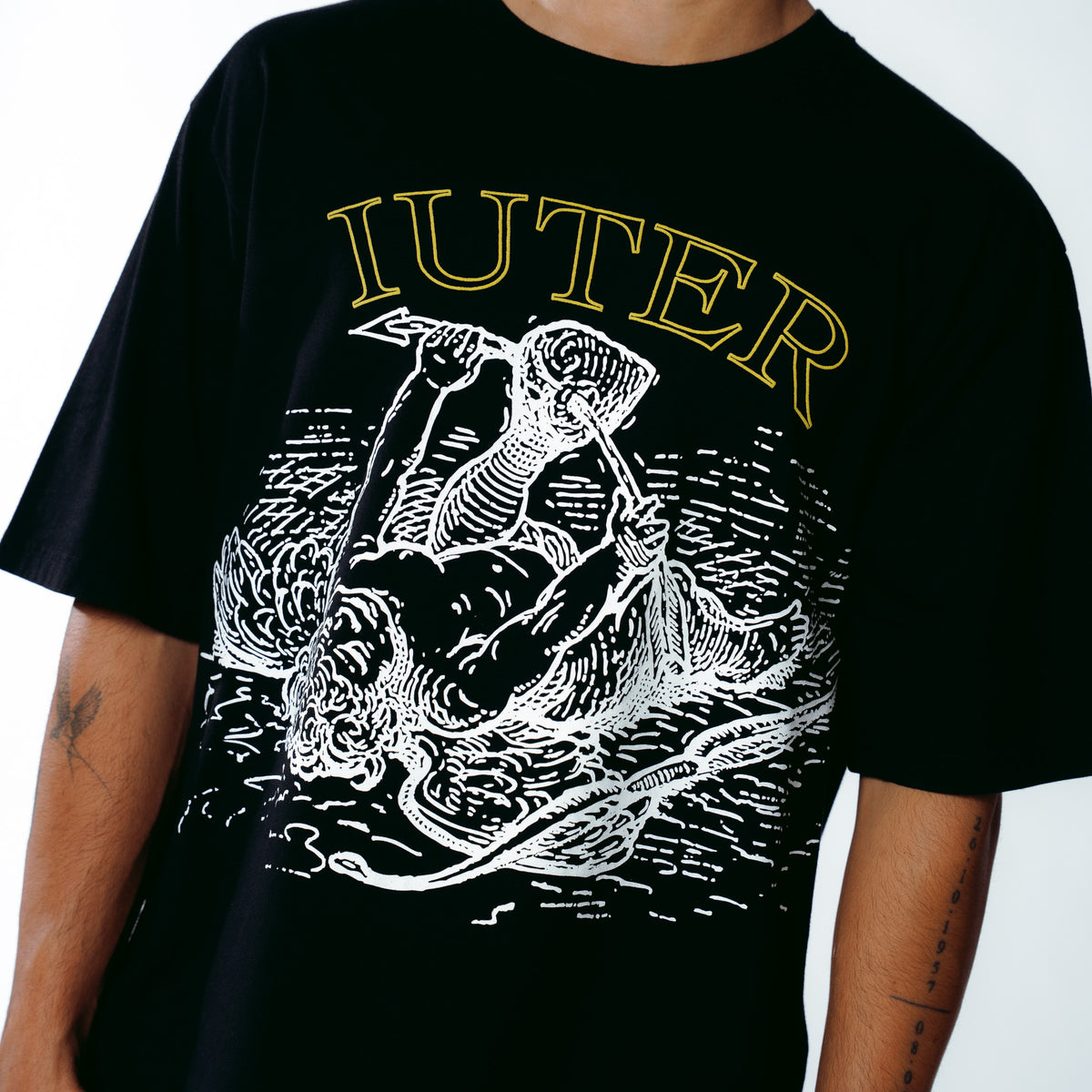 DAMAGE TEE BLACK