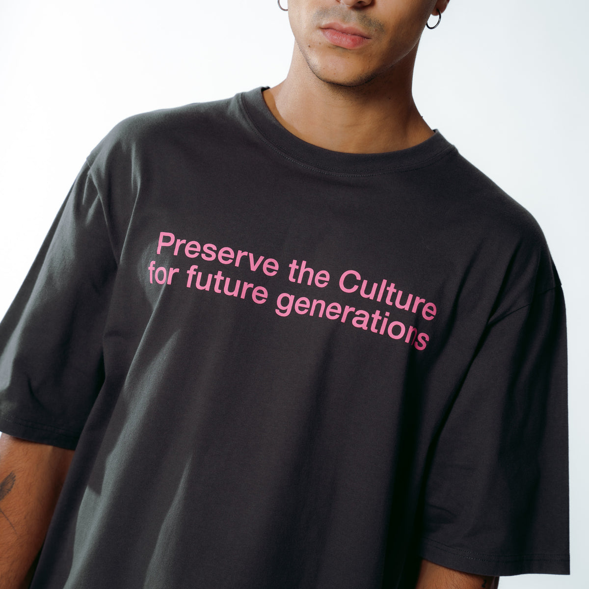 CULTURE TEE ASPHALT