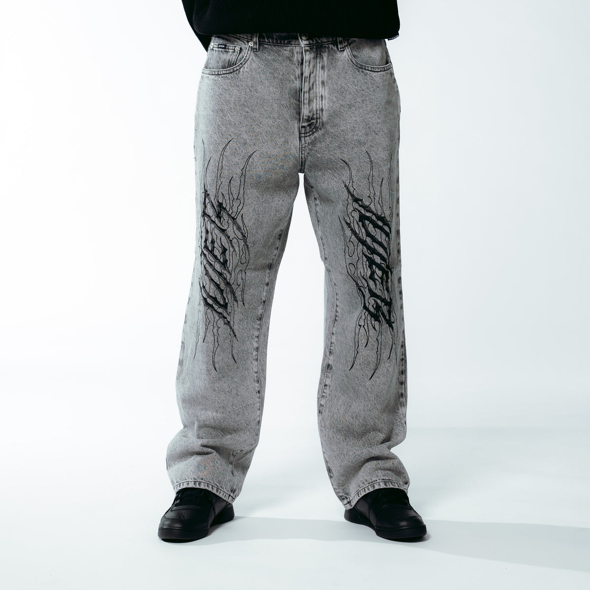 TRIBAL BAGGY DENIM PANTS GREYTR