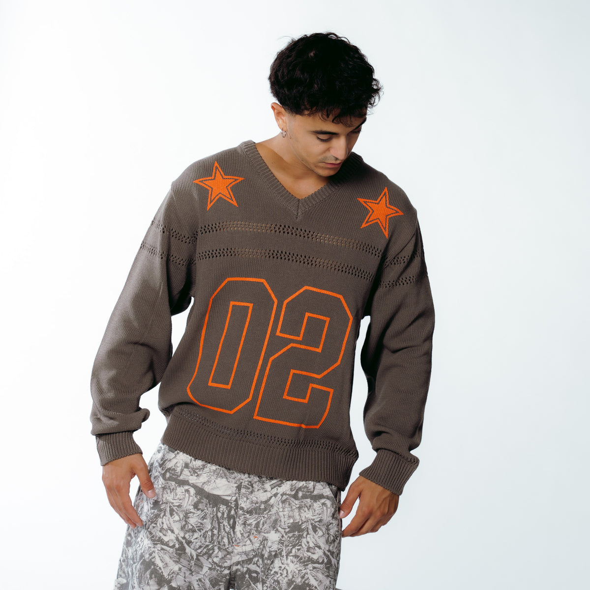STARS FOOTBALL SWEATER BROWN
