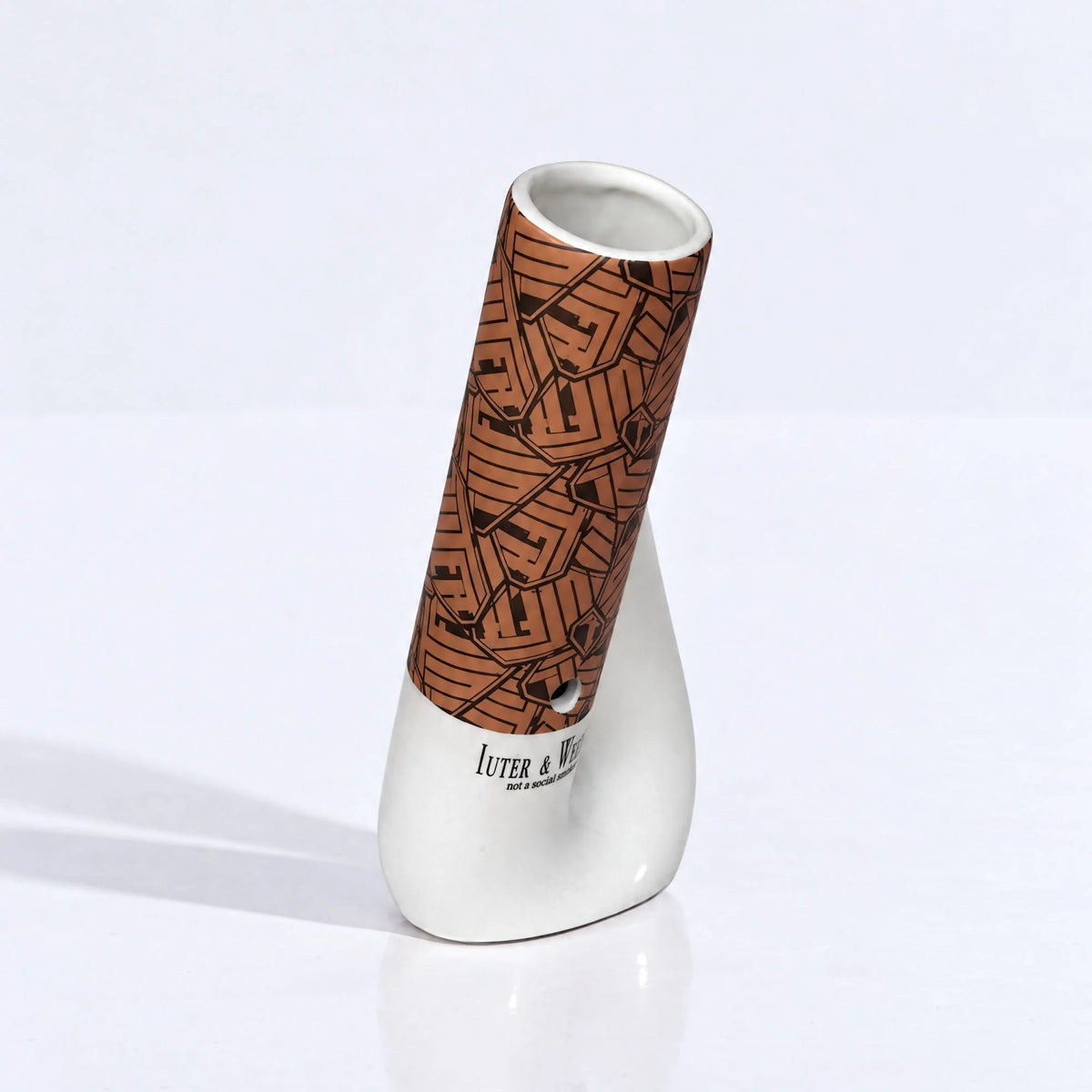 BONG WHITE